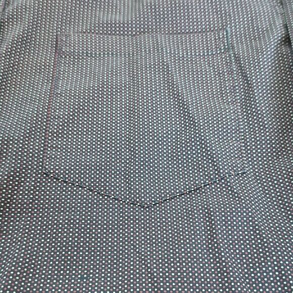 Banana Republic Men's Dark Blue Button-Down Shirt - Picture 16 of 16